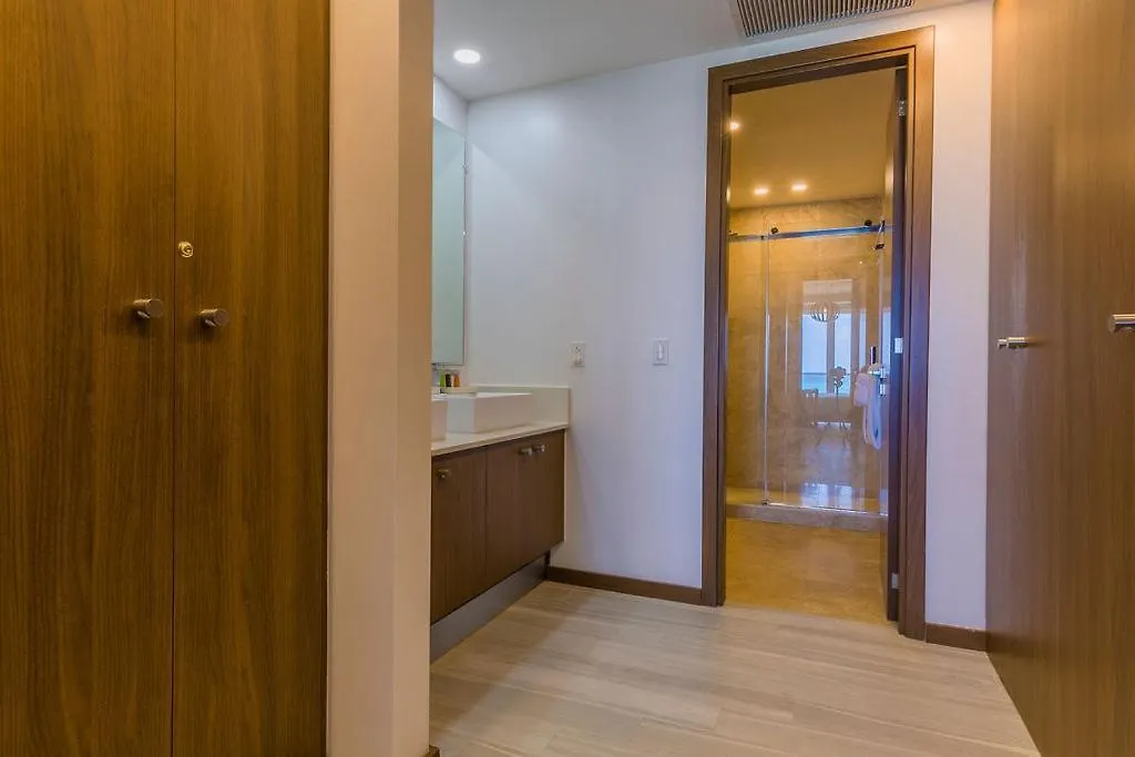 Designers Duplex Penthouse With Best Ocean View Palm Beach 0*,  Aruba
